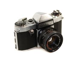 Praktica Nova